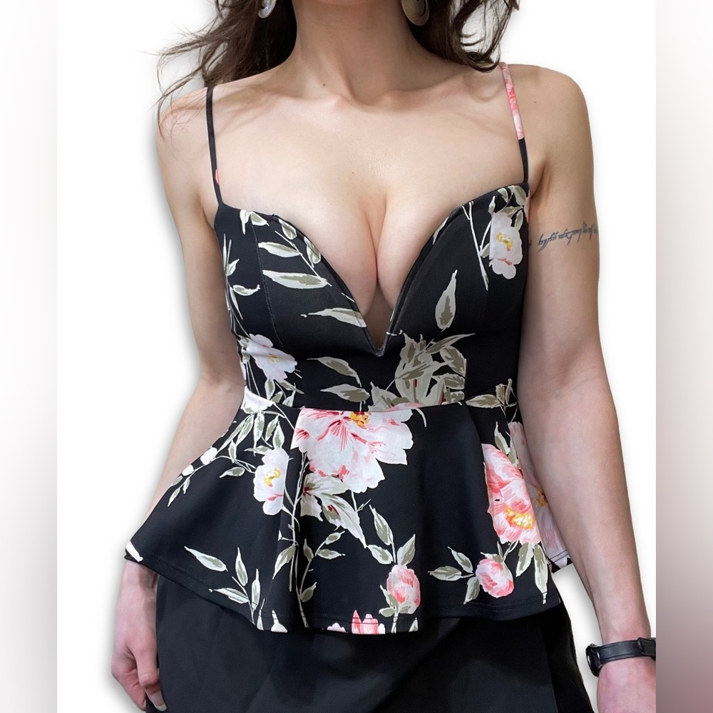 Charlotte Russe Y2K Black Floral Peplum Top Plunge Neck Coquette Going Out Party